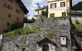 Bed And Breakfast La Valligiana